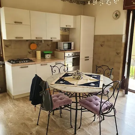 Chez Florence Διαμέρισμα Albareto (Parma)